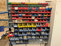 Partij bevestiginsmaterialen inclusief bakjes - afbeelding 1 van  13