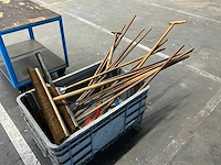 Partij bezems en schoppen - afbeelding 3 van  4