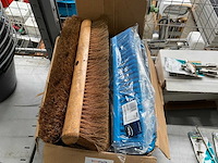 Partij bezems - afbeelding 1 van  1