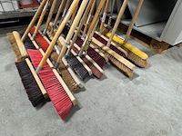 Partij bezems - afbeelding 3 van  3