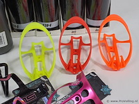 Partij bidons en bidonhouders o.a. flycage, monkey link en bh - afbeelding 3 van  6