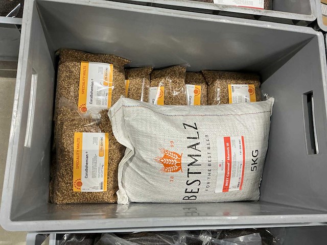 Partij bierbrouwerij benodigdheden - afbeelding 15 van  17