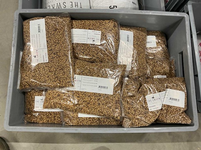 Partij bierbrouwerij benodigdheden - afbeelding 15 van  21