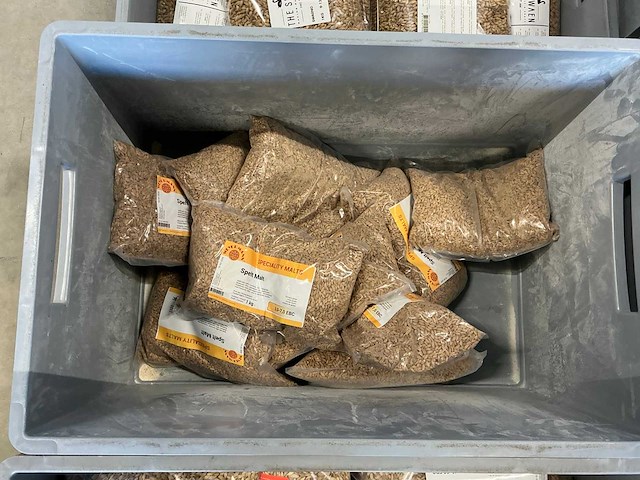 Partij bierbrouwerij benodigdheden - afbeelding 27 van  31