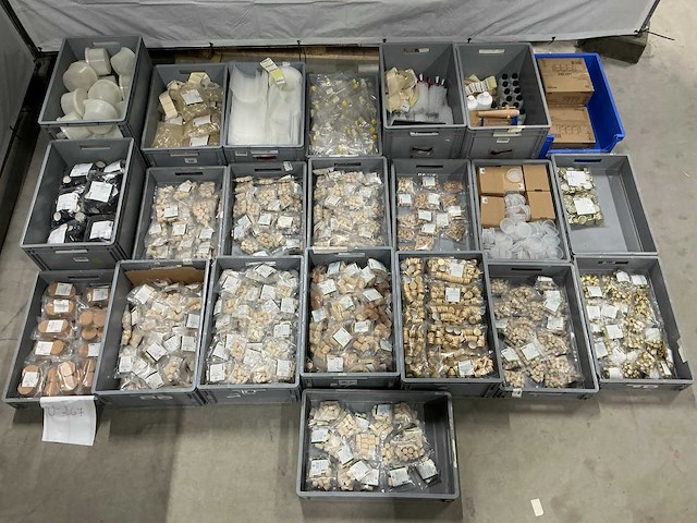 Partij bierbrouwerij benodigdheden - afbeelding 1 van  25