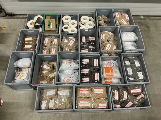 Partij bierbrouwerij benodigdheden - afbeelding 1 van  32