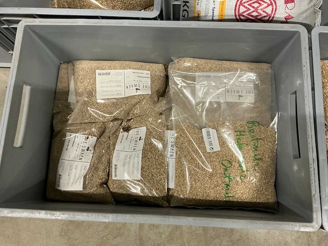 Partij bierbrouwerij benodigdheden - afbeelding 27 van  32