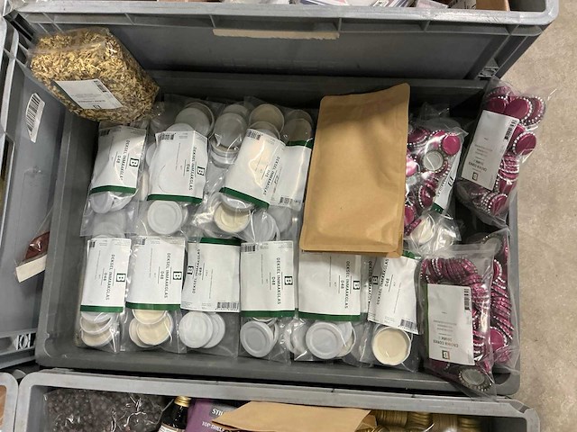 Partij bierbrouwerij benodigdheden - afbeelding 1 van  24