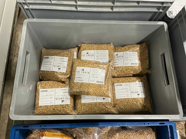 Partij bierbrouwerij benodigdheden - afbeelding 1 van  15