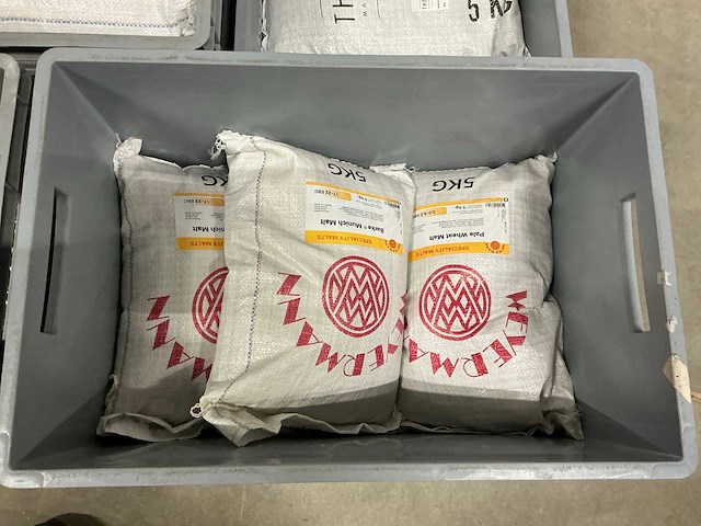 Partij bierbrouwerij benodigdheden - afbeelding 19 van  23