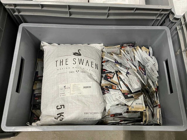 Partij bierbrouwerij benodigdheden - afbeelding 20 van  23