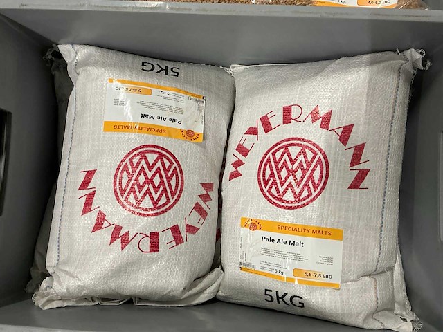 Partij bierbrouwerij benodigdheden - afbeelding 22 van  23