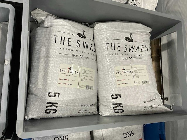 Partij bierbrouwerij benodigdheden - afbeelding 18 van  18