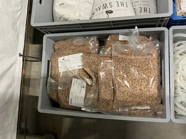 Partij bierbrouwerij benodigdheden - afbeelding 3 van  18