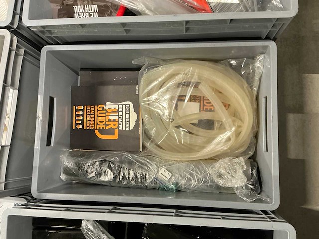 Partij bierbrouwerij benodigdheden - afbeelding 16 van  16