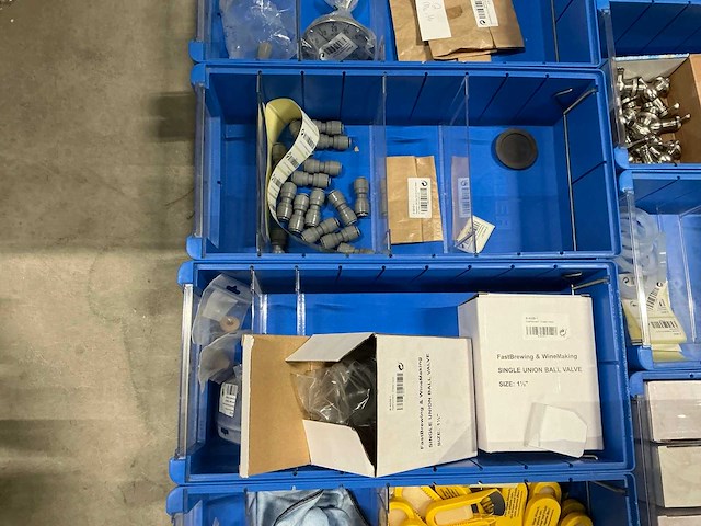 Partij bierbrouwerij benodigdheden - afbeelding 23 van  27