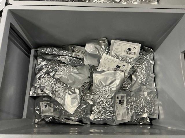 Partij bierbrouwerij benodigdheden - afbeelding 17 van  17