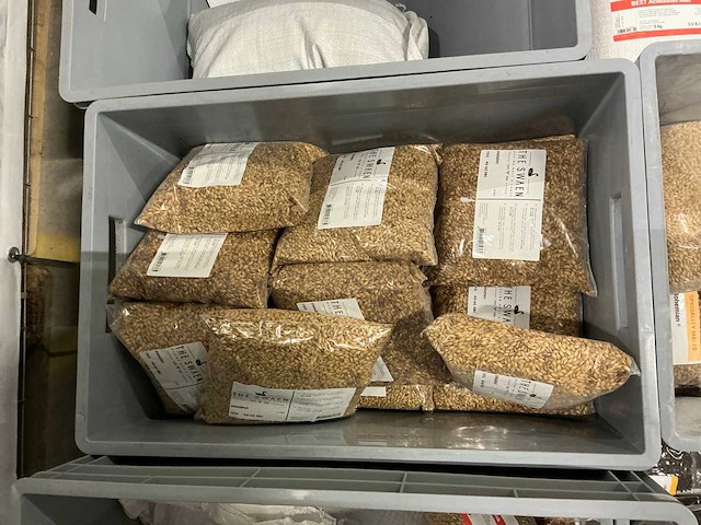 Partij bierbrouwerij benodigdheden - afbeelding 2 van  21