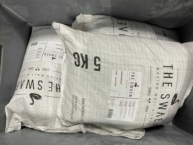 Partij bierbrouwerij benodigdheden - afbeelding 15 van  19