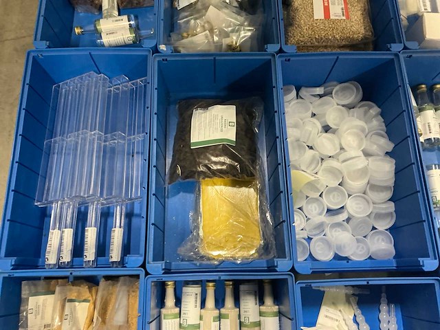 Partij bierbrouwerij benodigdheden - afbeelding 13 van  23