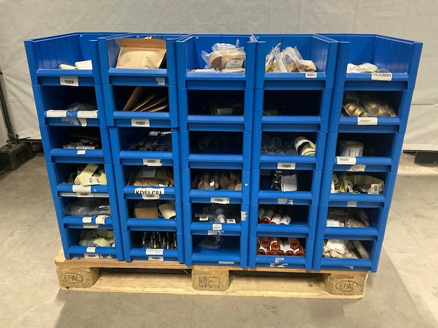 Partij bierbrouwerij benodigdheden - afbeelding 16 van  23