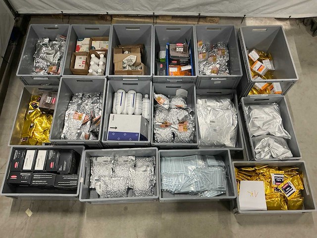 Partij bierbrouwerij benodigdheden - afbeelding 1 van  24