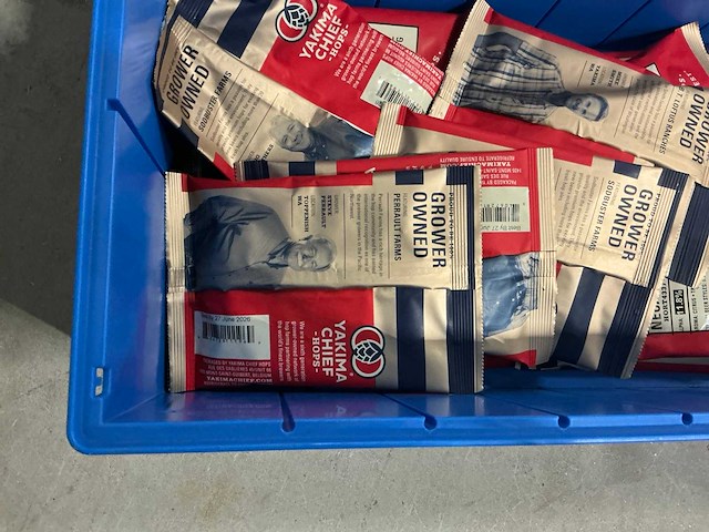 Partij bierbrouwerij benodigdheden - afbeelding 25 van  34