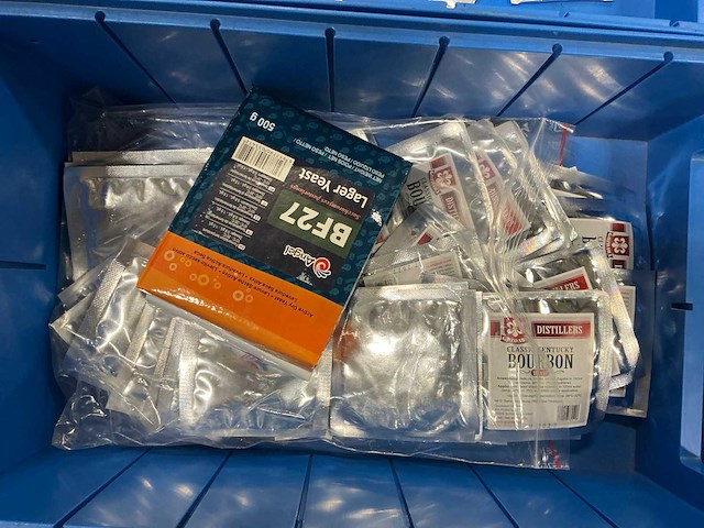 Partij bierbrouwerij benodigdheden - afbeelding 20 van  29