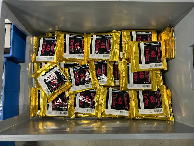 Partij bierbrouwerij benodigdheden - afbeelding 28 van  29