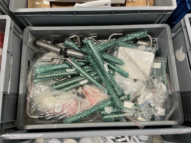 Partij bierbrouwerij benodigdheden - afbeelding 2 van  26