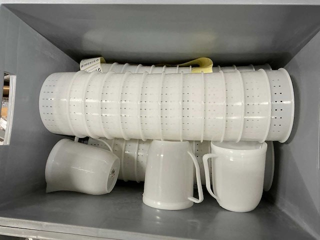 Partij bierbrouwerij benodigdheden - afbeelding 2 van  22