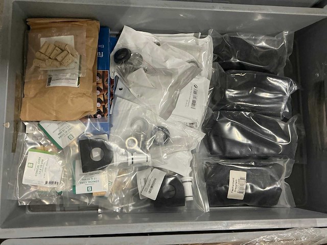 Partij bierbrouwerij benodigdheden - afbeelding 2 van  7