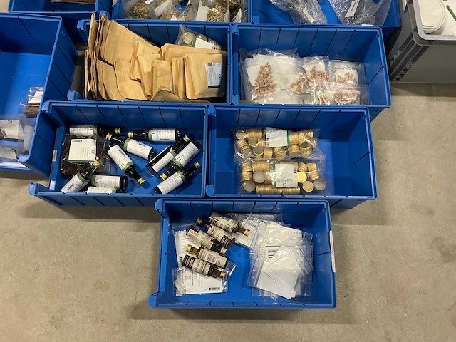 Partij bierbrouwerij benodigdheden - afbeelding 28 van  29