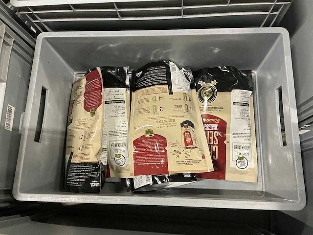 Partij bierbrouwerij benodigdheden - afbeelding 1 van  11