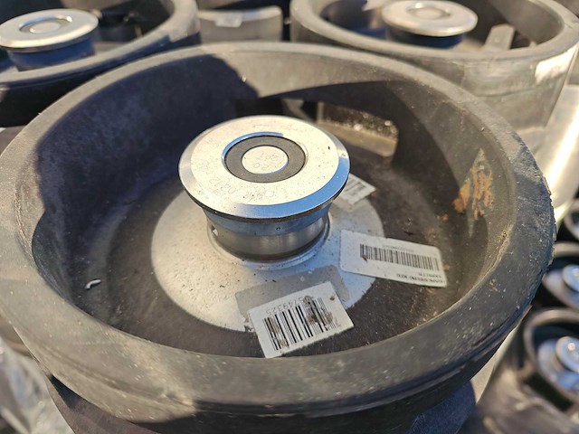 Partij bierfusten 20 liter (100x) kronenbourg - afbeelding 13 van  13