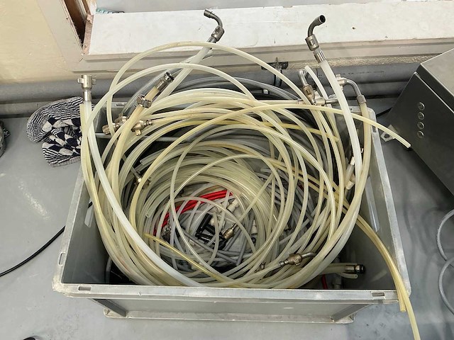 Partij bierslangen - afbeelding 1 van  2