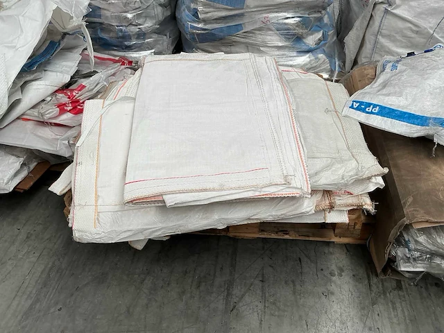 Partij bigbags - afbeelding 10 van  22