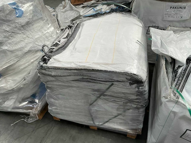 Partij bigbags - afbeelding 17 van  22