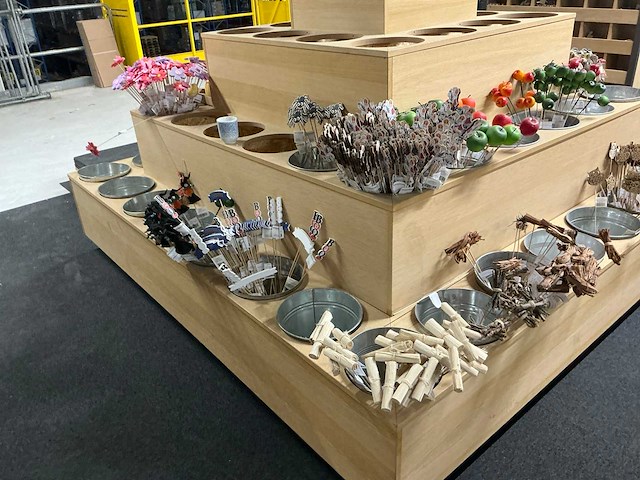 Partij bijstekers - afbeelding 28 van  34