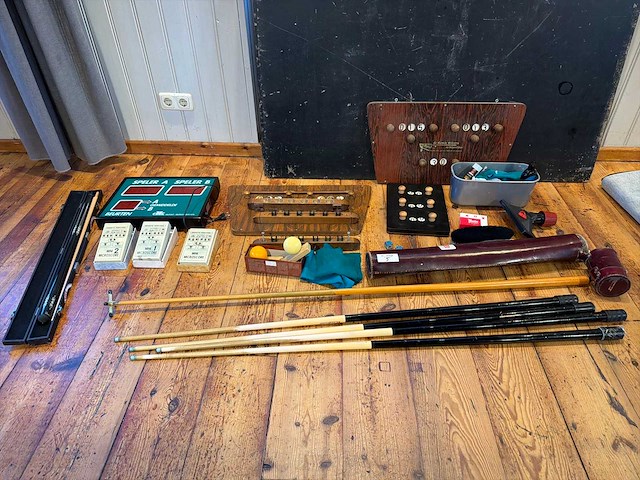 Partij biljart accessoires - afbeelding 1 van  11