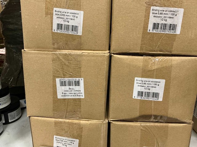 Partij binding wire on woodstick 0,65mm/100g (700x) - afbeelding 3 van  3