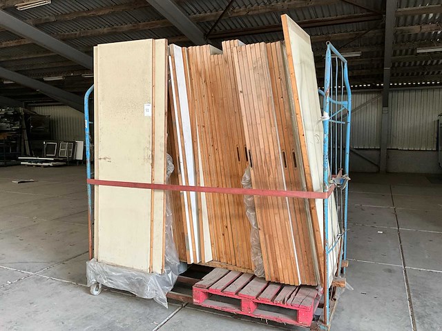 Partij binnendeuren - afbeelding 1 van  5