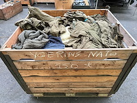 Partij binnenvoeringen legerkleding - afbeelding 2 van  4