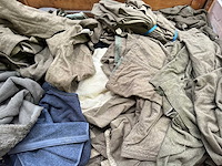 Partij binnenvoeringen legerkleding - afbeelding 3 van  4