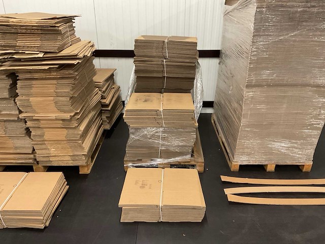 Partij biobuddi kartonnen dozen en stroken - afbeelding 7 van  10