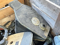 Partij blaasbalgen en voetpompen - afbeelding 5 van  5