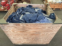 Partij blauwe stofjassen - afbeelding 5 van  6