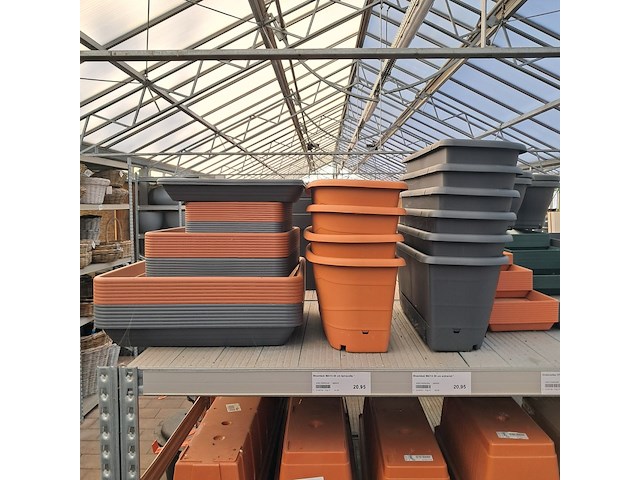 Partij bloembakken o.a. elho - afbeelding 3 van  21