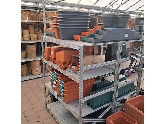 Partij bloembakken o.a. elho - afbeelding 15 van  21