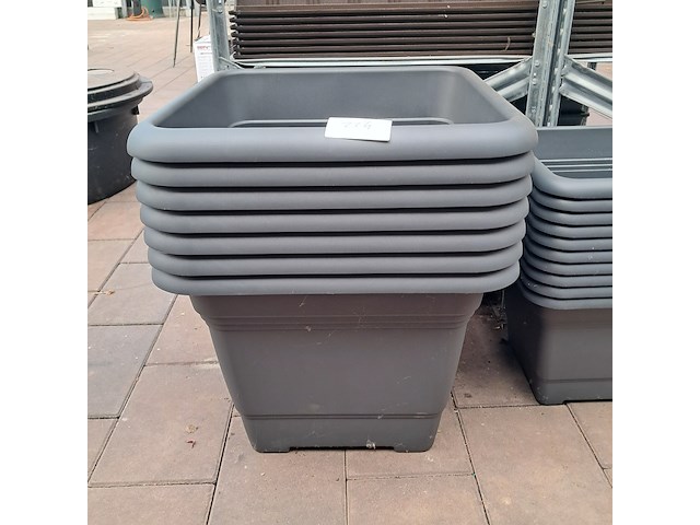 Partij bloembakken o.a. elho - afbeelding 19 van  21